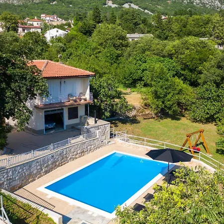 Holiday Mazor - Nov400 By Interhome